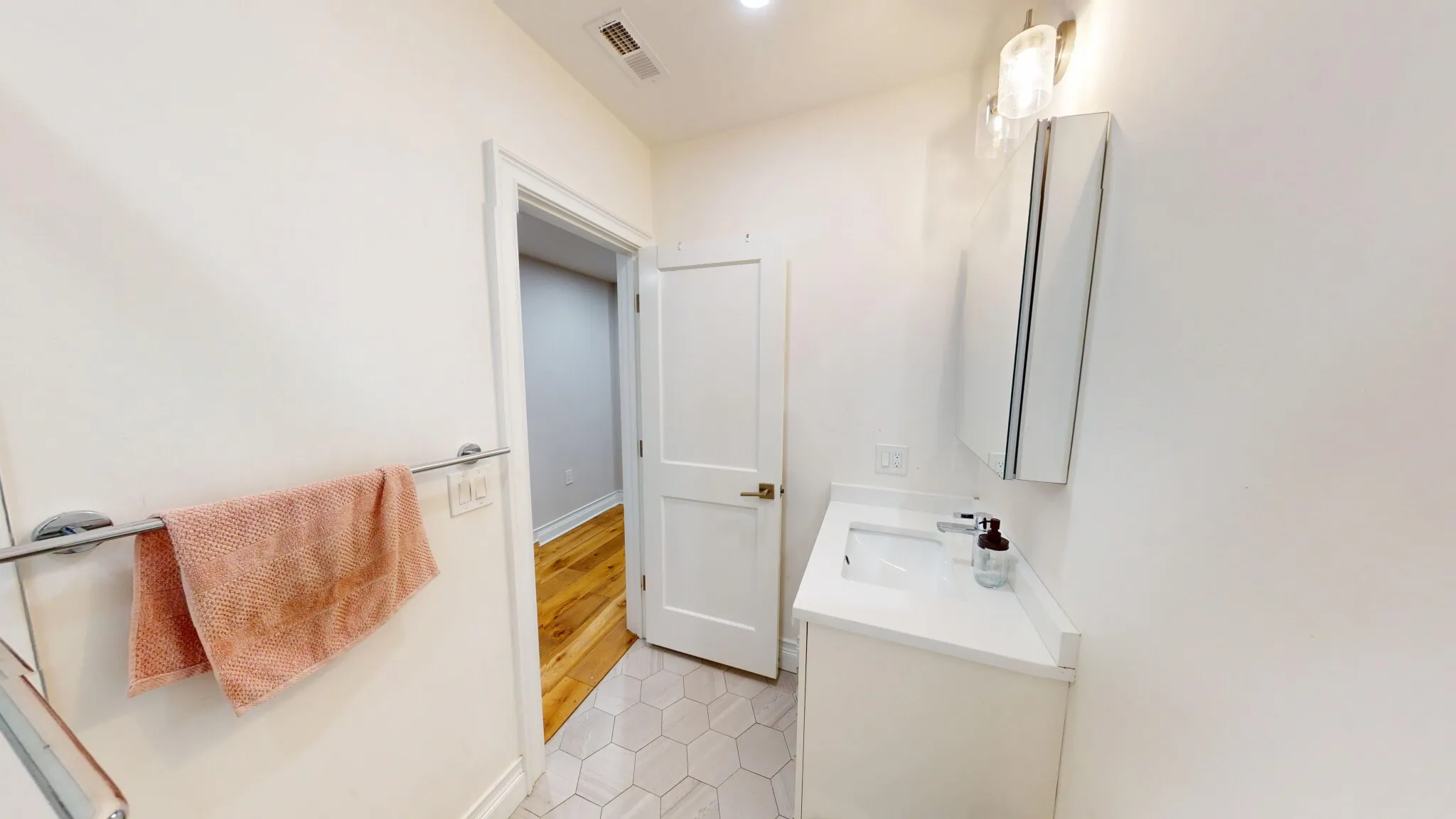 4 bed, 2 bath apartment for rent at 14 Mount Hood Rd Unit 1, Brighton — photo 8 of 19