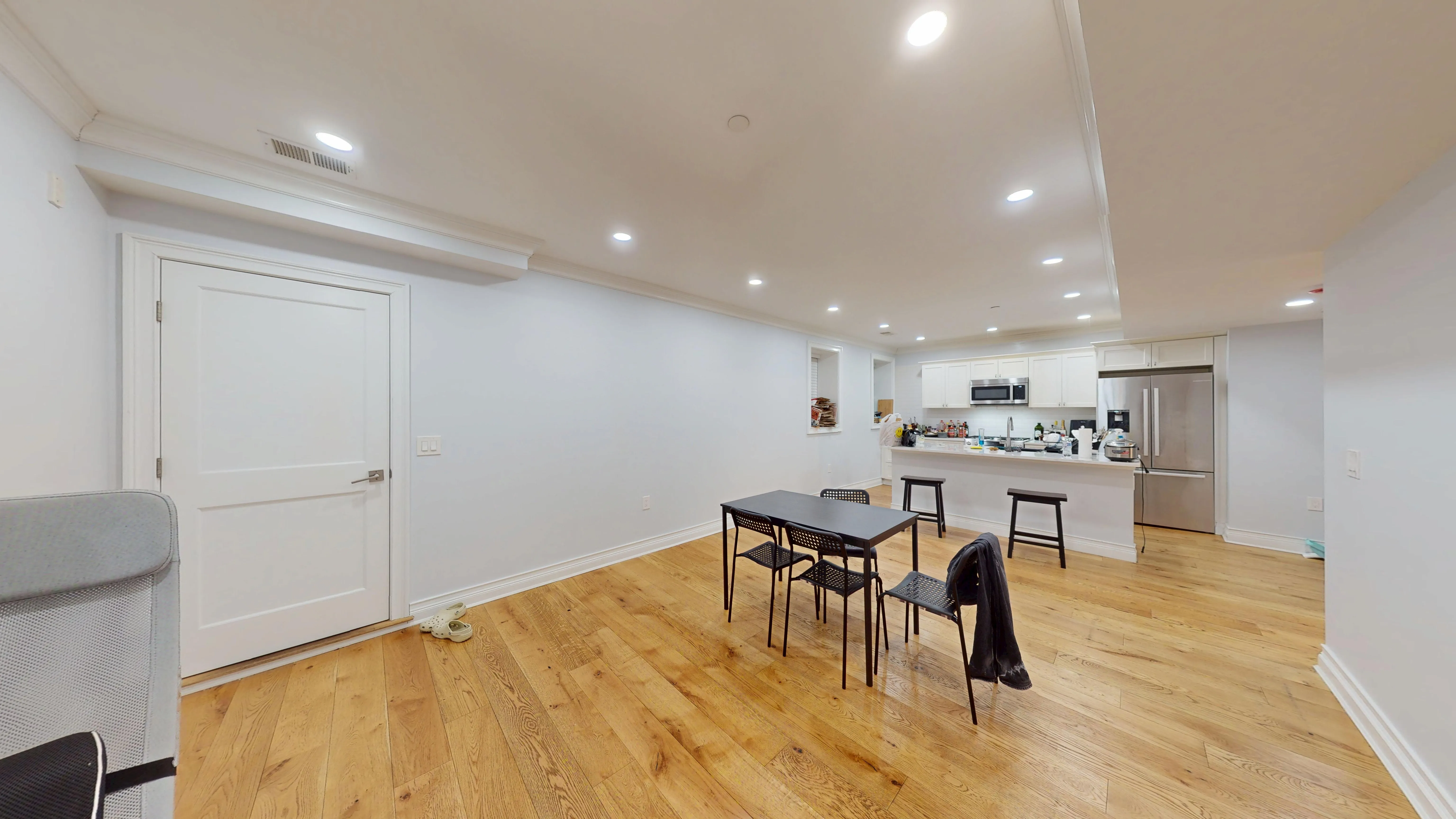 3 bed, 2 bath apartment for rent at 14 Mount Hood Rd Unit 2, Brighton — photo 4 of 21