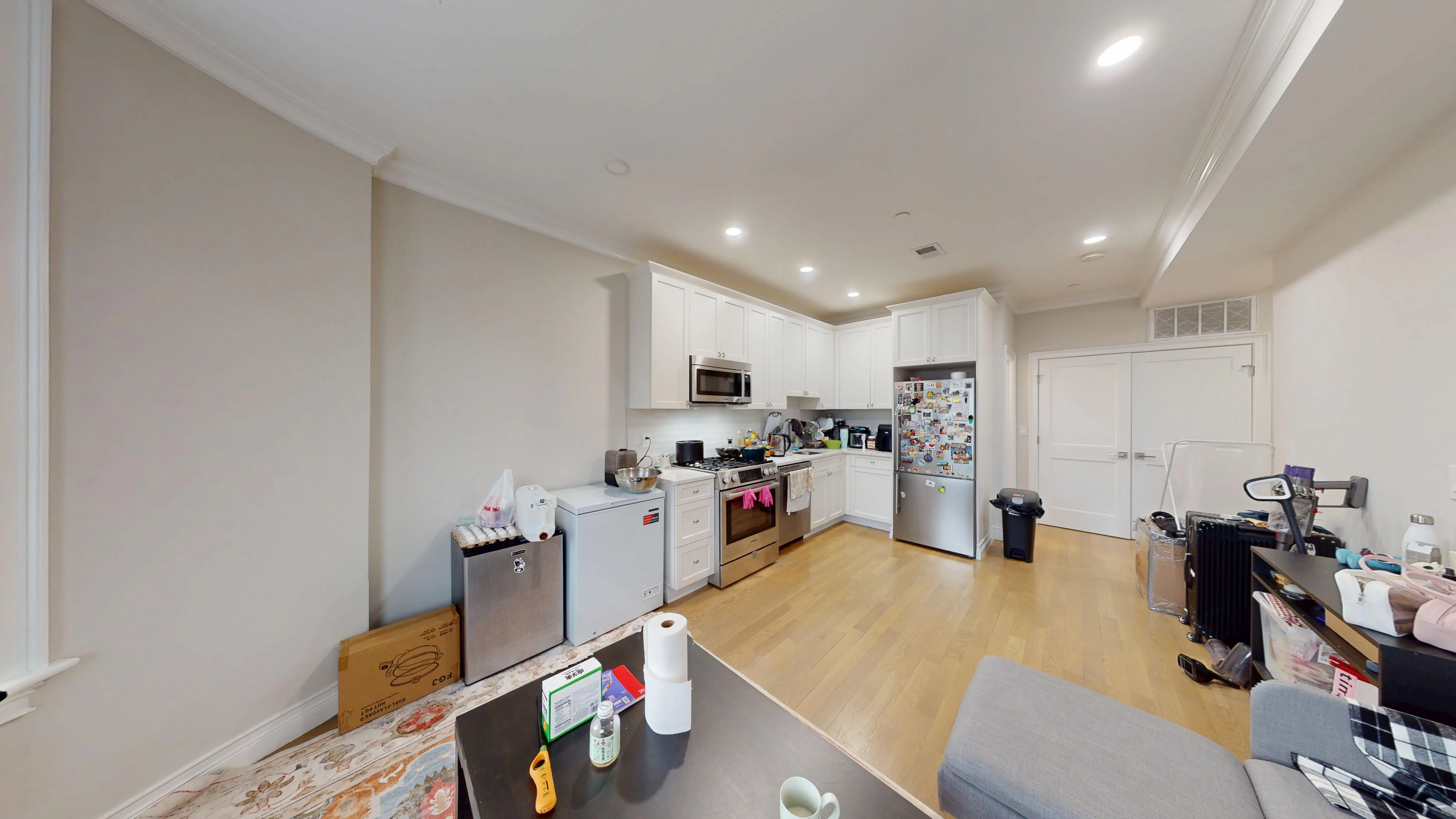 2 bed, 1 bath apartment for rent at 14 Mount Hood Rd Unit 5, Brighton — photo 1 of 12