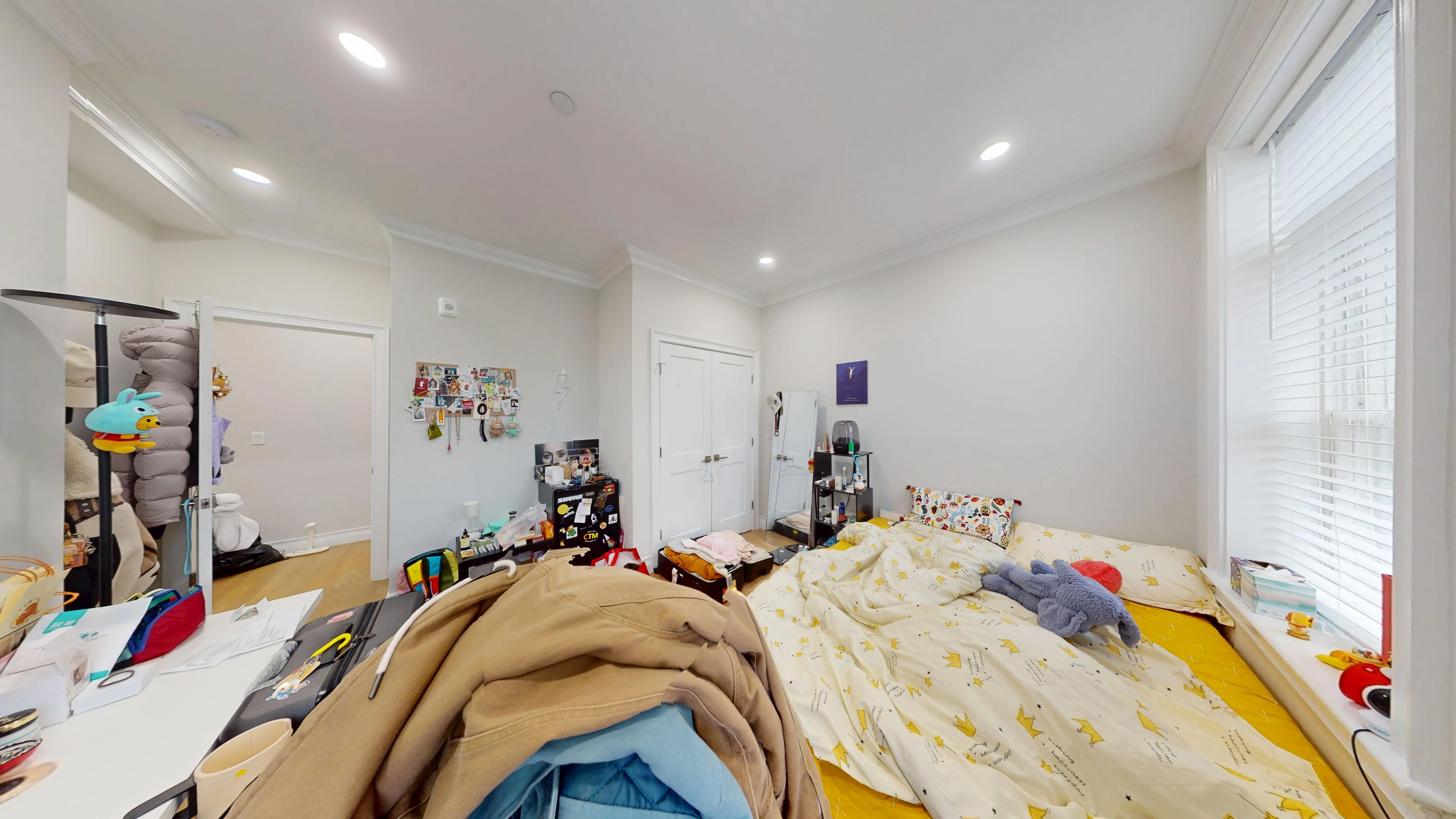 2 bed, 1 bath apartment for rent at 14 Mount Hood Rd Unit 5, Brighton — photo 4 of 12