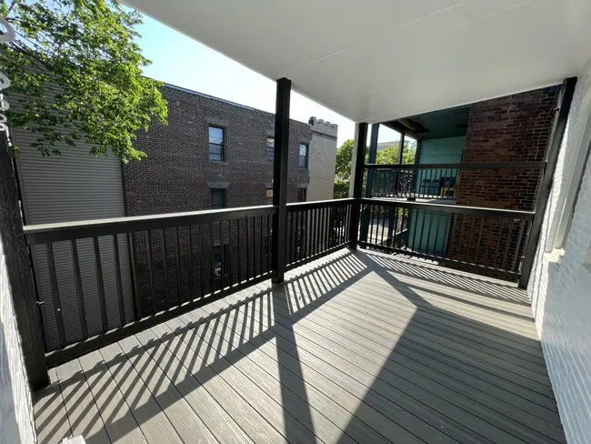 2 bed, 1 bath apartment for rent at 14 Mount Hood Rd Unit 6, Brighton — photo 3 of 12