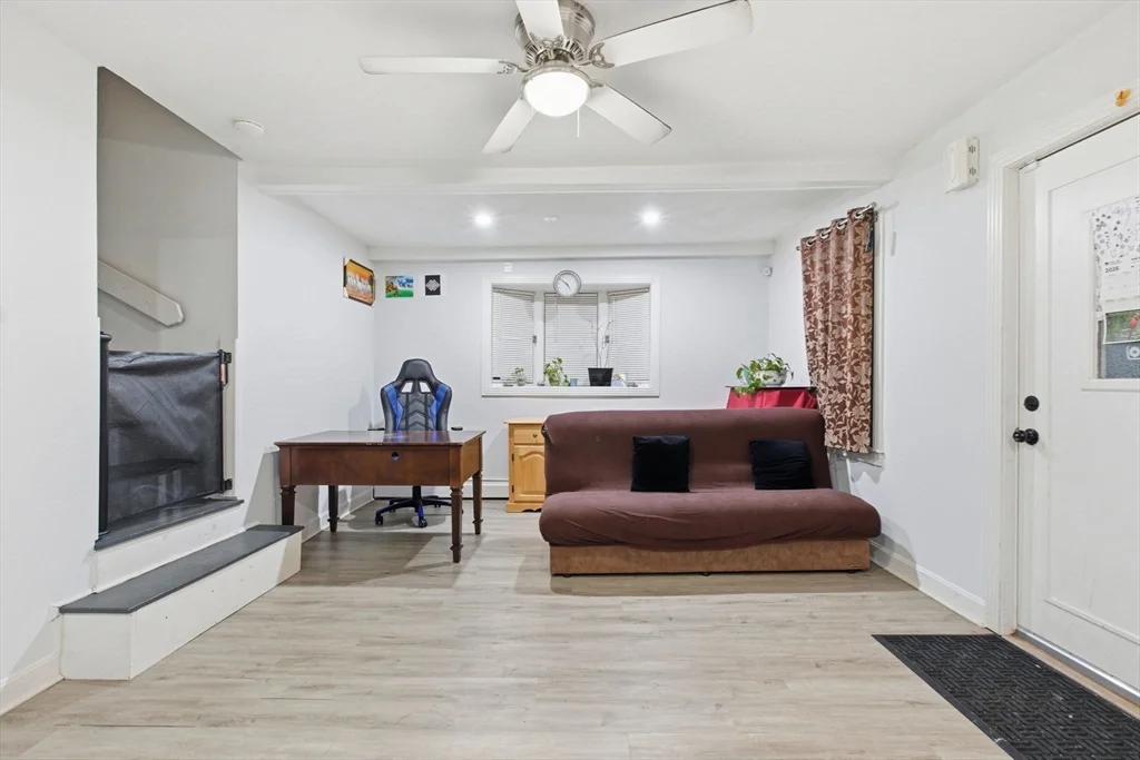 3 bed, 2 bath apartment for rent at 14 Mount Pleasant Ave, Dracut — photo 9 of 24