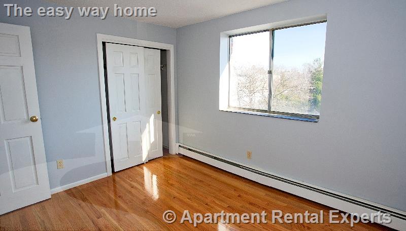 2 bed, 1 bath apartment for rent at 14 Murdock St Unit 2-2, Ball Square — photo 3 of 5
