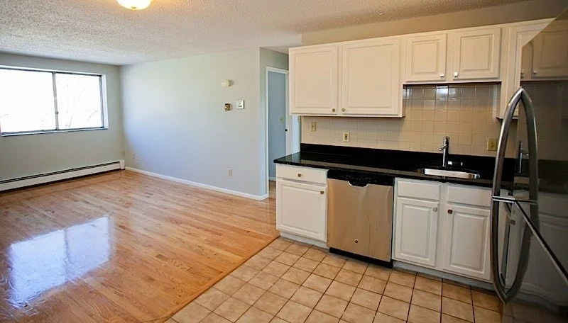 2 bed, 1 bath apartment for rent at 14 Murdock Unit 3-2, Magoun Square — photo 1 of 12