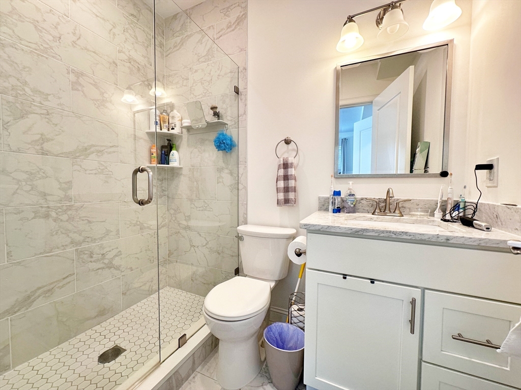2 bed, 2 bath apartment for rent at 14 Murray Ct Unit 2, East Boston — photo 7 of 13