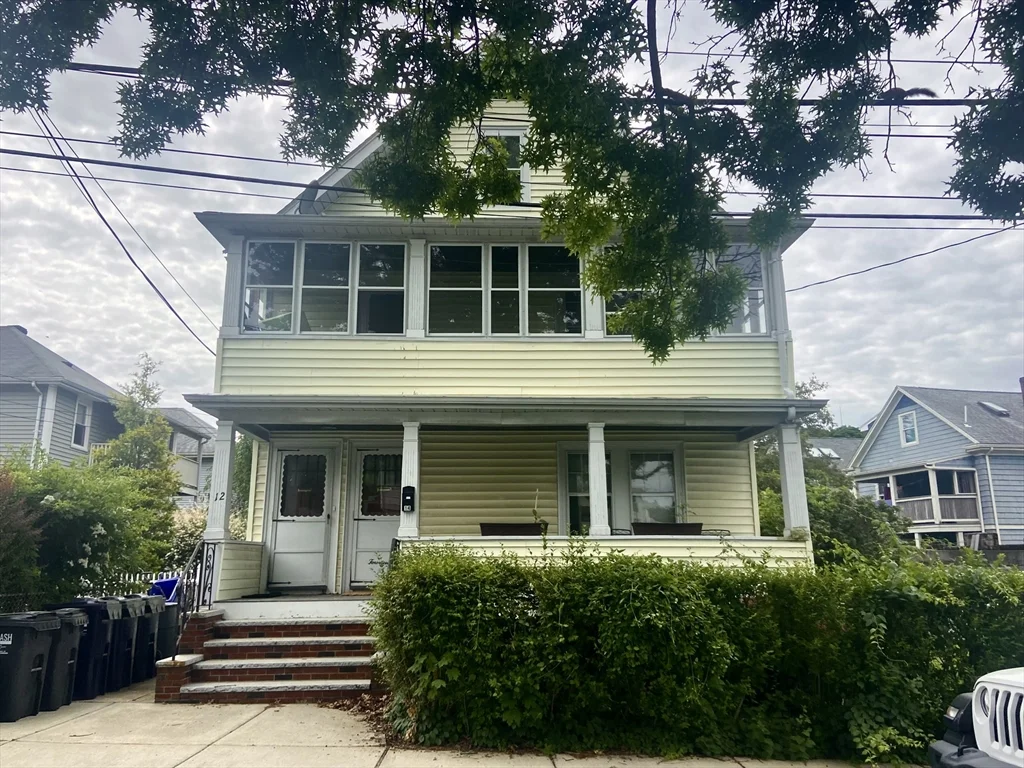 4 bed, 2 bath apartment for rent at 14 Murray Hill Rd Unit 12, Cambridge — photo 4 of 19