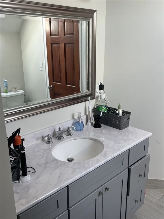 4 bed, 2 bath apartment for rent at 14 Murray Hill Rd Unit 12, Cambridge — photo 15 of 19