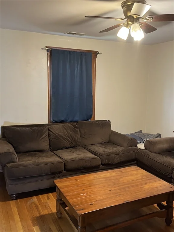 4 bed, 2 bath apartment for rent at 14 Murray Hill Rd Unit 12, Cambridge — photo 9 of 19
