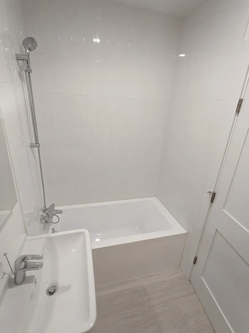 3 bed, 2 bath apartment for rent at 14 Myrtle Ave Unit 1, Mid-Cambridge — photo 12 of 12