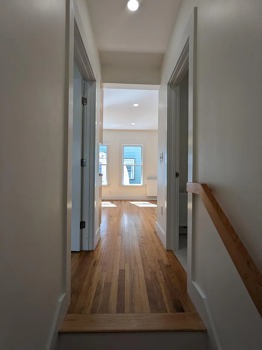 3 bed, 2 bath apartment for rent at 14 Myrtle Ave Unit 1L, Mid-Cambridge — photo 10 of 12