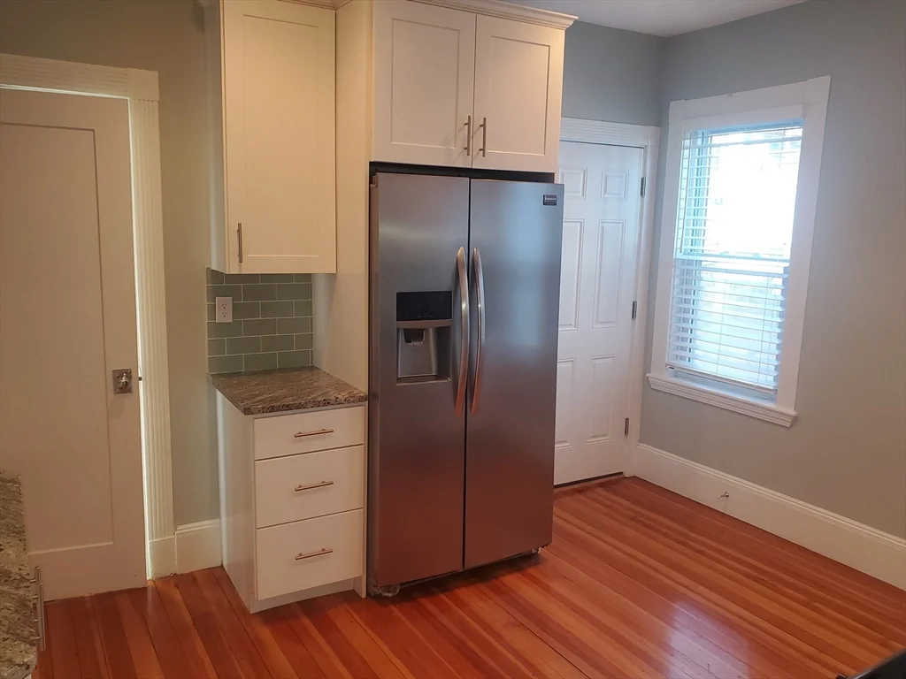 2 bed, 1 bath apartment for rent at 14 N Munroe Ter Unit 2, Dorchester — photo 3 of 20