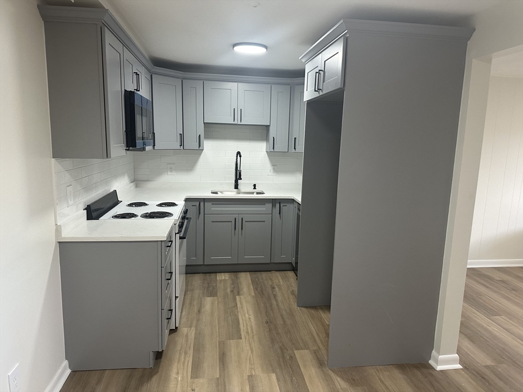 2 bed, 1 bath apartment for rent at 14 Nelson Dr Unit 1H, Randolph — photo 4 of 11