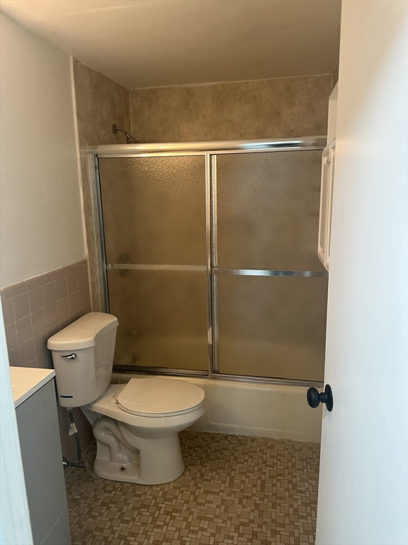 2 bed, 1 bath apartment for rent at 14 Nelson Dr Unit 1H, Randolph — photo 10 of 11