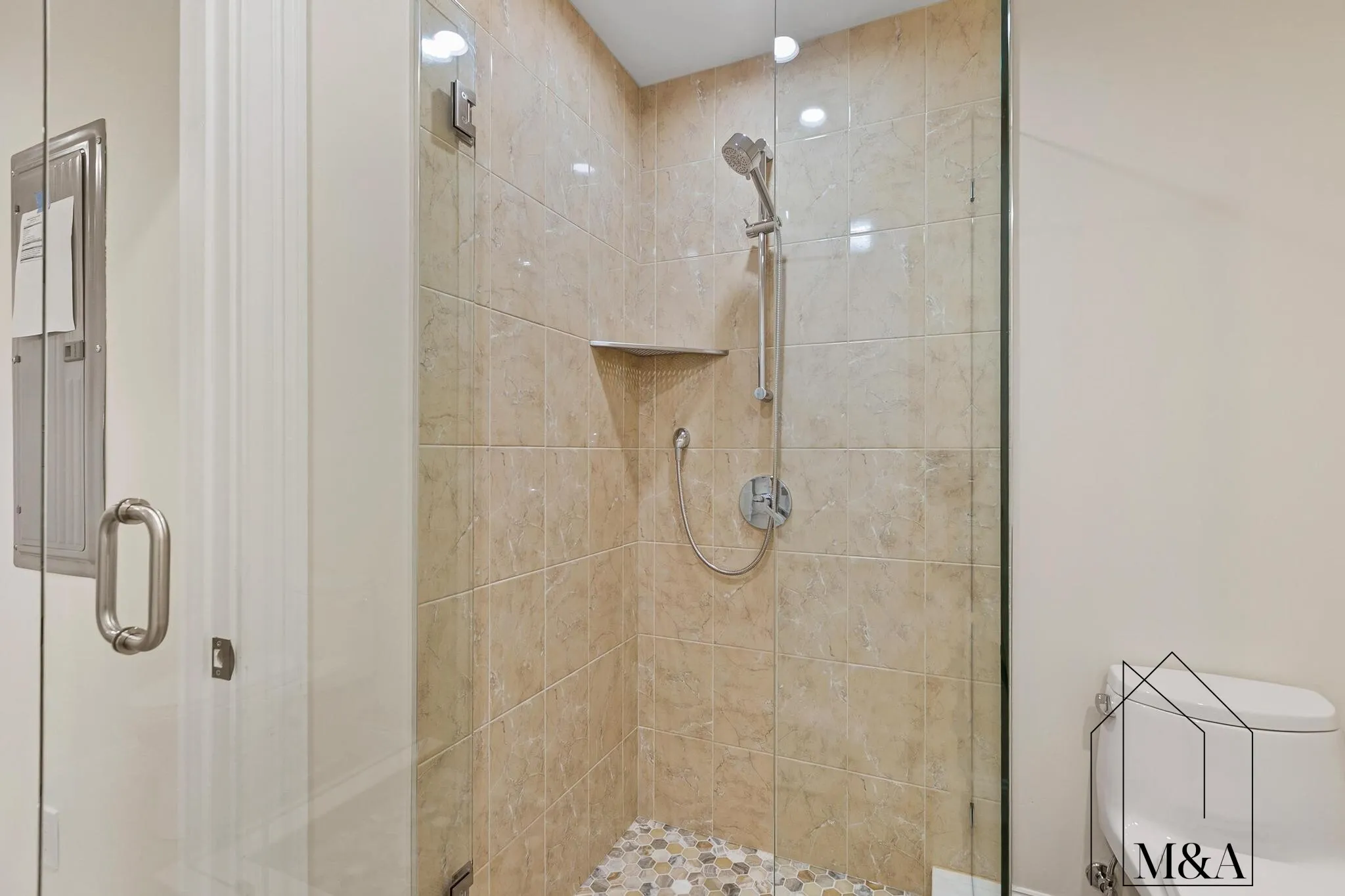 3 bed, 3 bath apartment for rent at 14 Newell Rd Unit 1, Coolidge Corner — photo 21 of 22