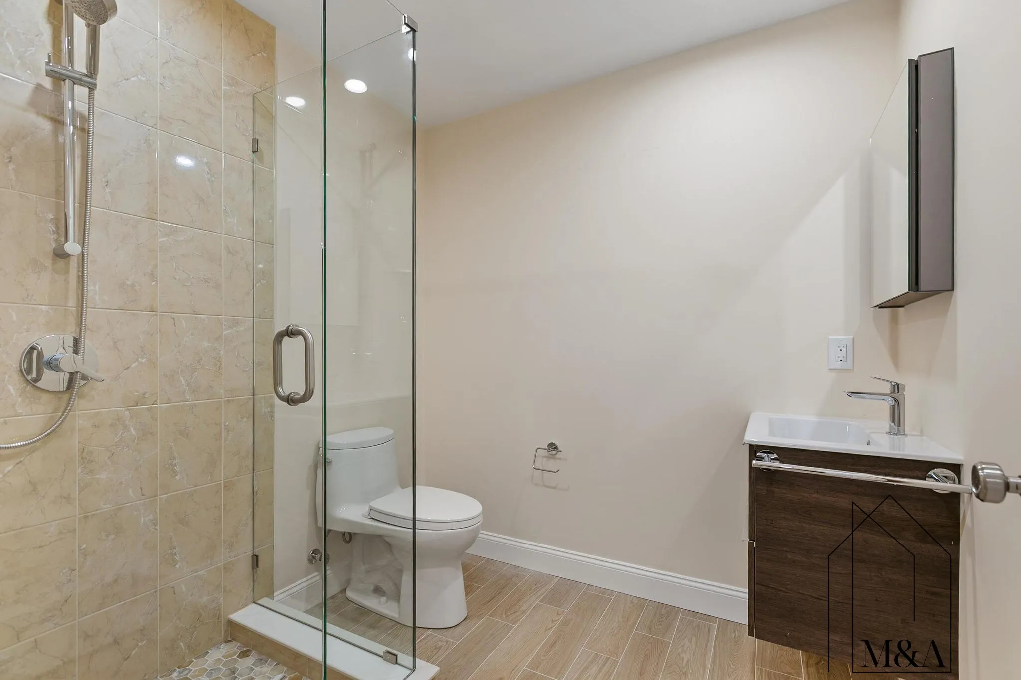 3 bed, 3 bath apartment for rent at 14 Newell Rd Unit 1, Coolidge Corner — photo 20 of 22