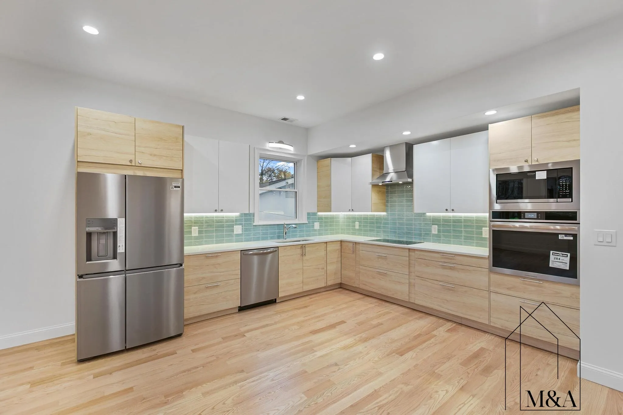 3 bed, 3 bath apartment for rent at 14 Newell Rd Unit 1, Coolidge Corner — photo 3 of 22