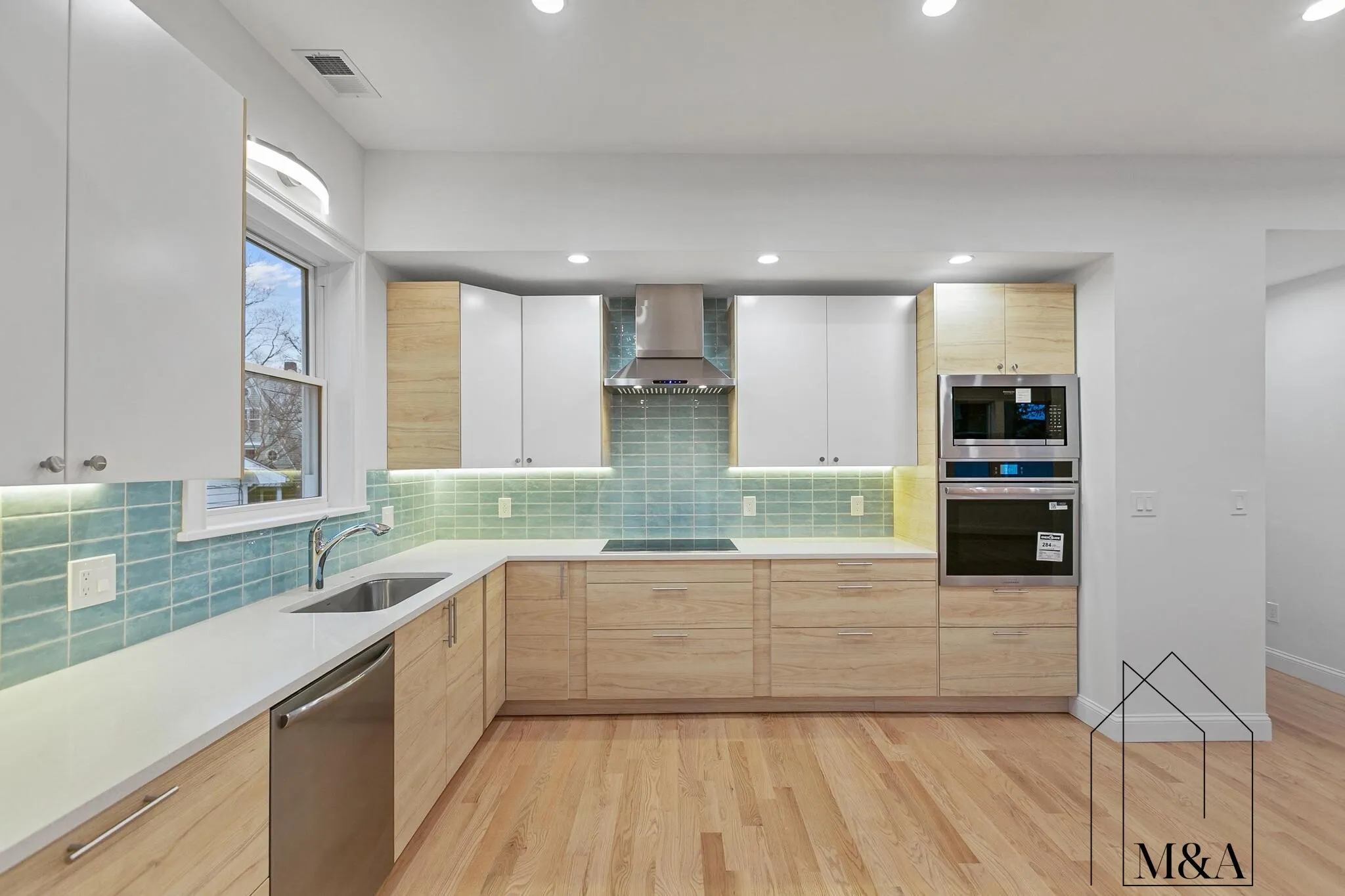 3 bed, 3 bath apartment for rent at 14 Newell Rd Unit 1, Coolidge Corner — photo 4 of 22