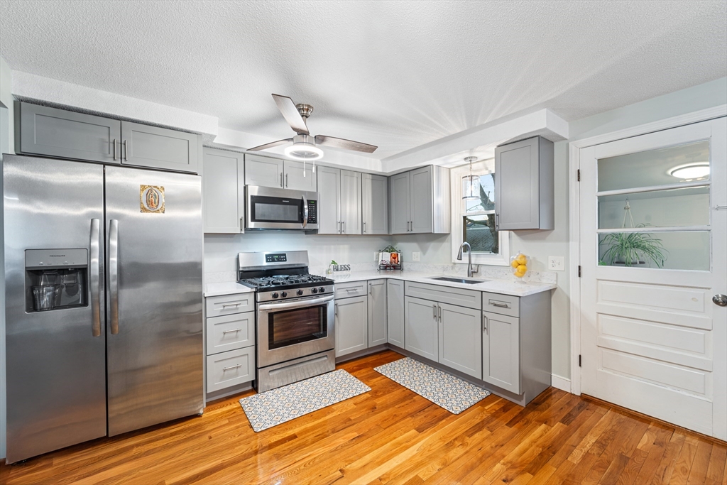 3 bed, 1 bath apartment for rent at 14 Newman St Unit 2, Revere — photo 3 of 22
