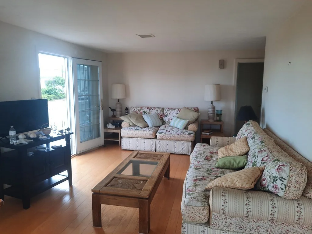 3 bed, 1 bath apartment for rent at 14 Newton St Unit 14, Scituate — photo 5 of 9