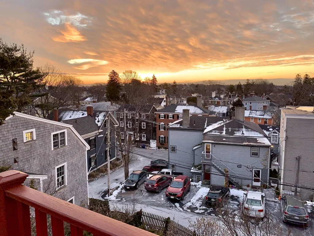 1 bed, 1 bath apartment for rent at 14 Nicholson Hill Unit B, Marblehead — photo 1 of 22