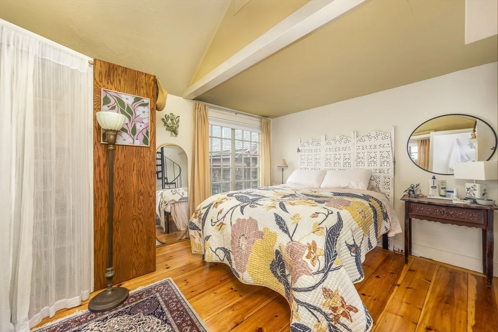 1 bed, 1 bath apartment for rent at 14 Nicholson Hill Unit B, Marblehead — photo 13 of 22