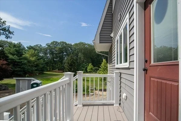 2 bed, 1 bath apartment for rent at 14 Norway Farms Dr Unit Rear, Norfolk — photo 4 of 33