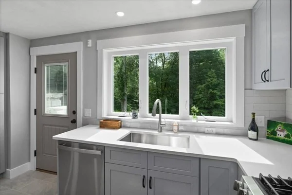 2 bed, 1 bath apartment for rent at 14 Norway Farms Dr Unit Rear, Norfolk — photo 10 of 33