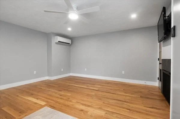 2 bed, 1 bath apartment for rent at 14 Norway Farms Dr Unit Rear, Norfolk — photo 18 of 33