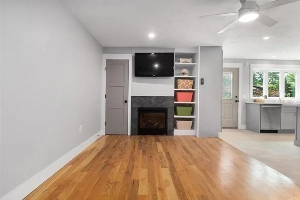 2 bed, 1 bath apartment for rent at 14 Norway Farms Dr Unit Rear, Norfolk — photo 16 of 33