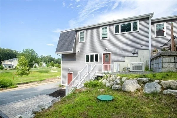 2 bed, 1 bath apartment for rent at 14 Norway Farms Dr Unit Rear, Norfolk — photo 31 of 33