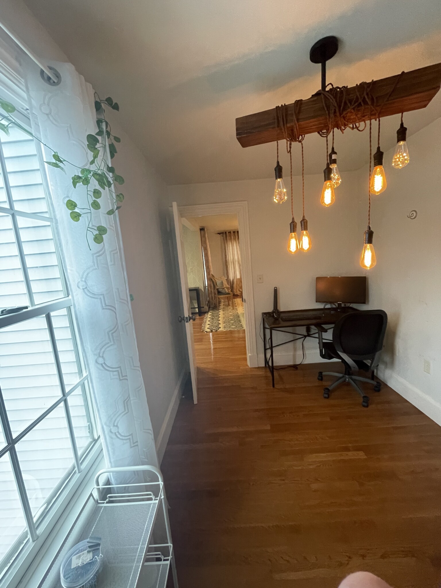 4 bed, 2 bath apartment for rent at 14 Oak St Unit 2, Ward Two — photo 12 of 36