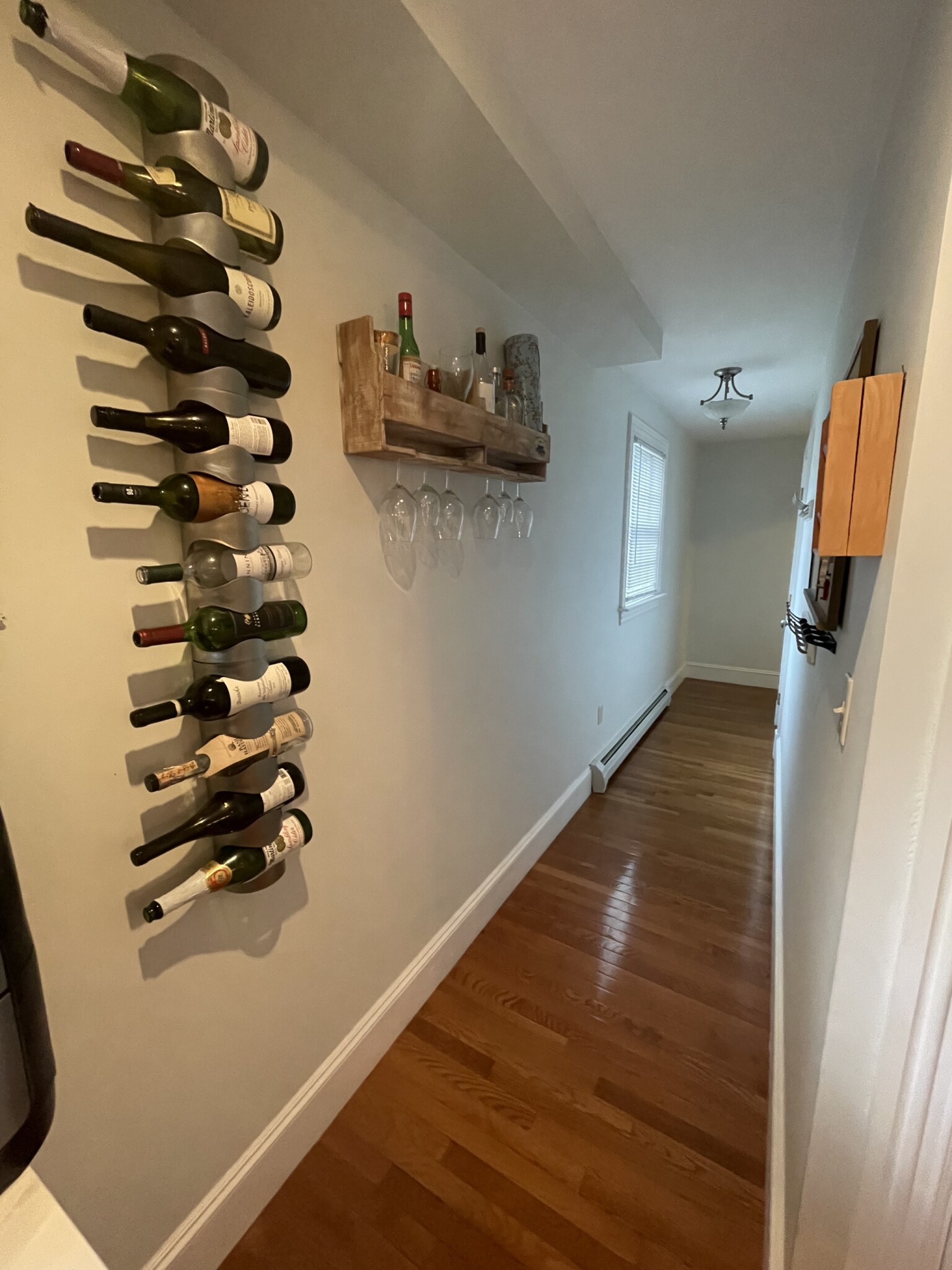 4 bed, 2 bath apartment for rent at 14 Oak St Unit 2, Ward Two — photo 6 of 36