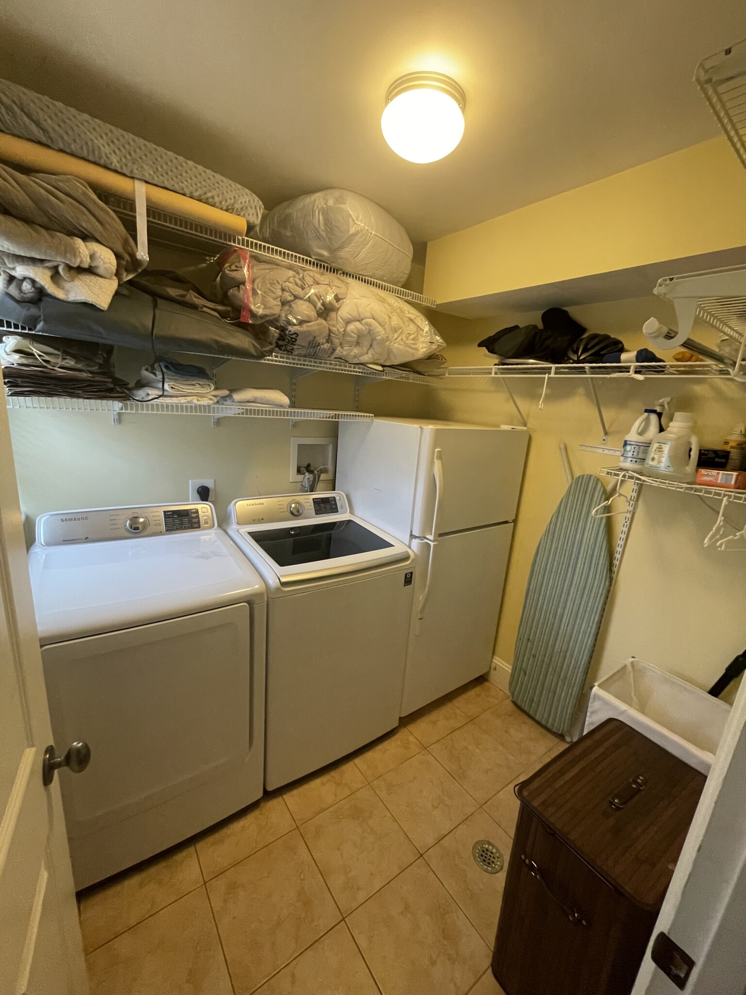 4 bed, 2 bath apartment for rent at 14 Oak St Unit 2, Ward Two — photo 9 of 36