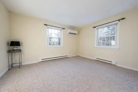 2 bed, 1 bath apartment for rent at 14 Old Mayfair Rd Unit no, Dennis — photo 8 of 8