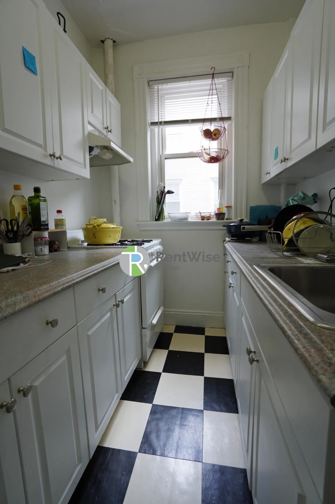 Studio bed, 1 bath apartment for rent at 14 Orkney Rd Unit 32, Brighton — photo 9 of 15