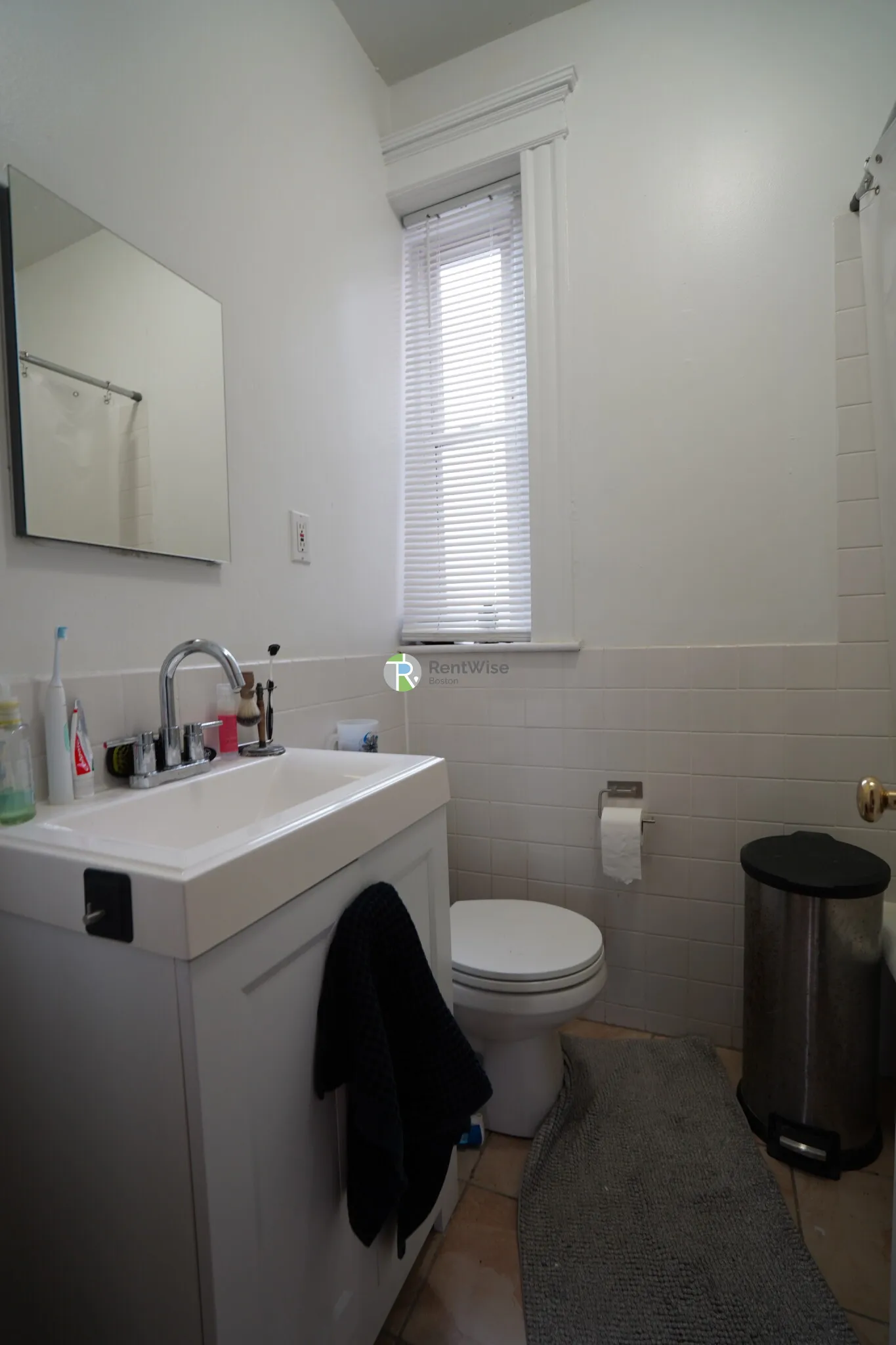 1 bed, 1 bath apartment for rent at 14 Orkney Rd Unit 44, Brighton — photo 9 of 17