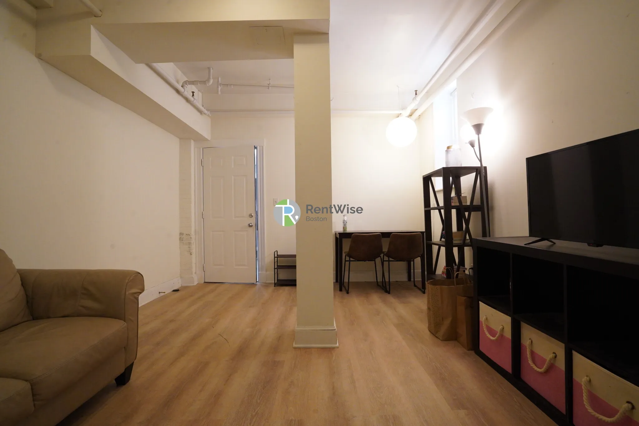 2 bed, 1 bath apartment for rent at 14 Orkney Rd Unit B, Brighton — photo 3 of 18