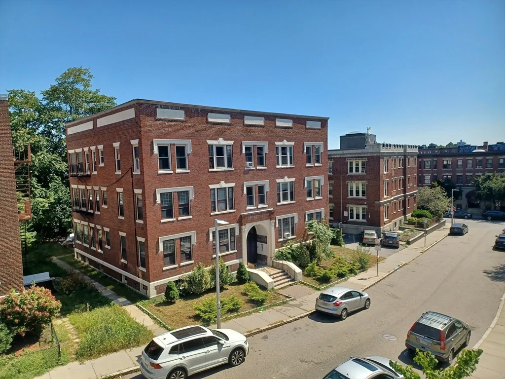 2 bed, 1 bath apartment for rent at 14 Park Vale Ave Unit 2, Allston — photo 42 of 42