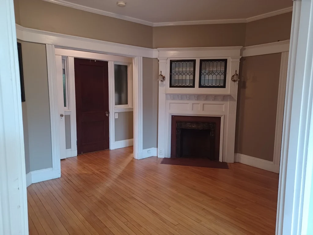 2 bed, 1 bath apartment for rent at 14 Park Vale Ave Unit 2, Allston — photo 8 of 42