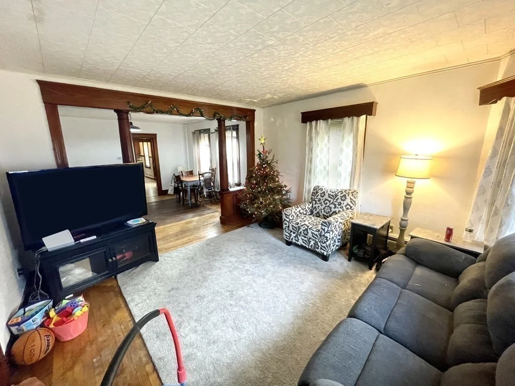 3 bed, 1 bath apartment for rent at 14 Pearl St Unit 1, Webster — photo 3 of 16