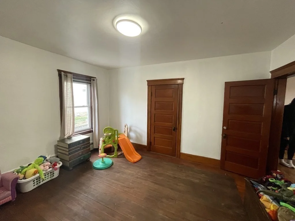 3 bed, 1 bath apartment for rent at 14 Pearl St Unit 1, Webster — photo 7 of 16