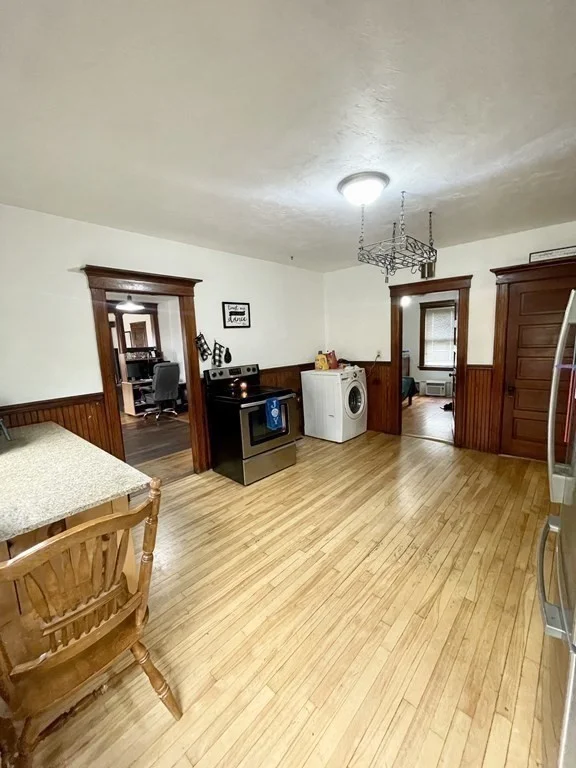 3 bed, 1 bath apartment for rent at 14 Pearl St Unit 1, Webster — photo 10 of 16