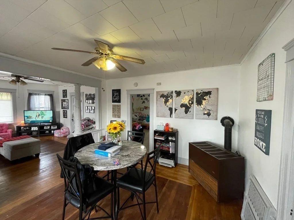 3 bed, 1 bath apartment for rent at 14 Pearl St Unit 2, Webster — photo 9 of 16