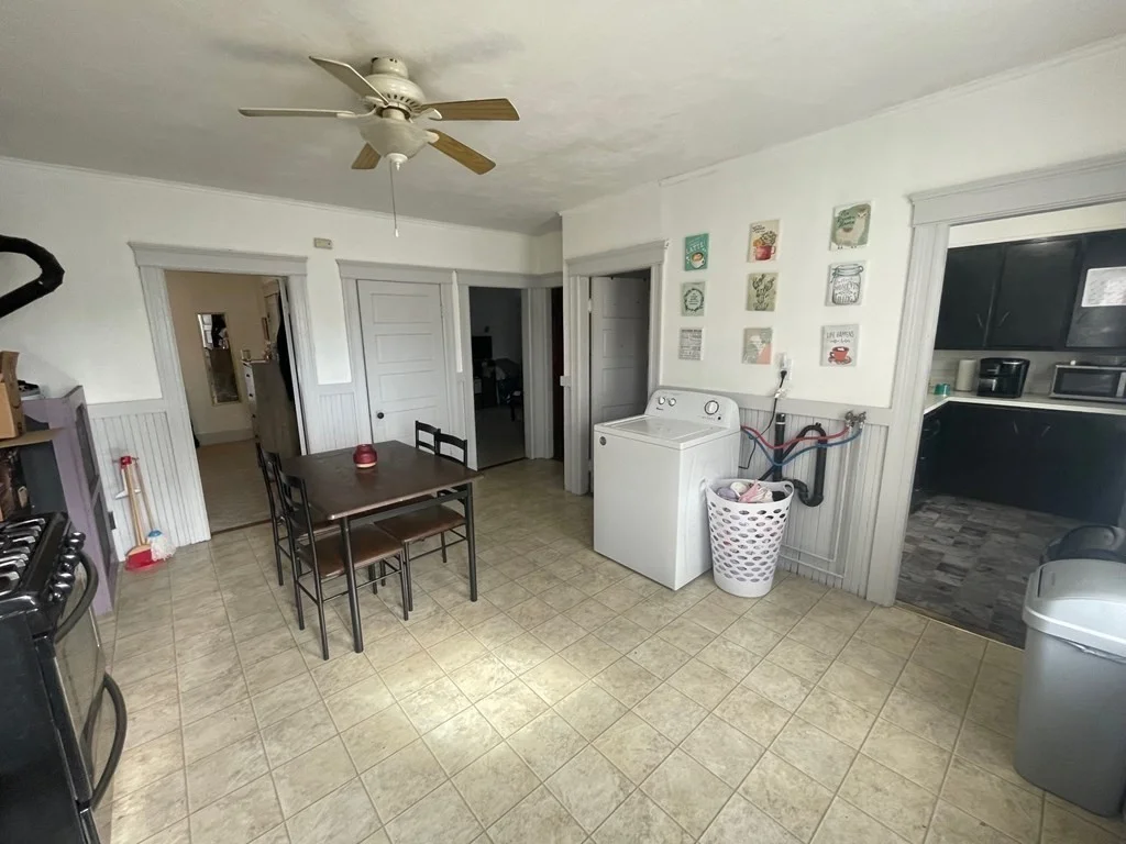 3 bed, 1 bath apartment for rent at 14 Pearl St Unit 2, Webster — photo 3 of 16