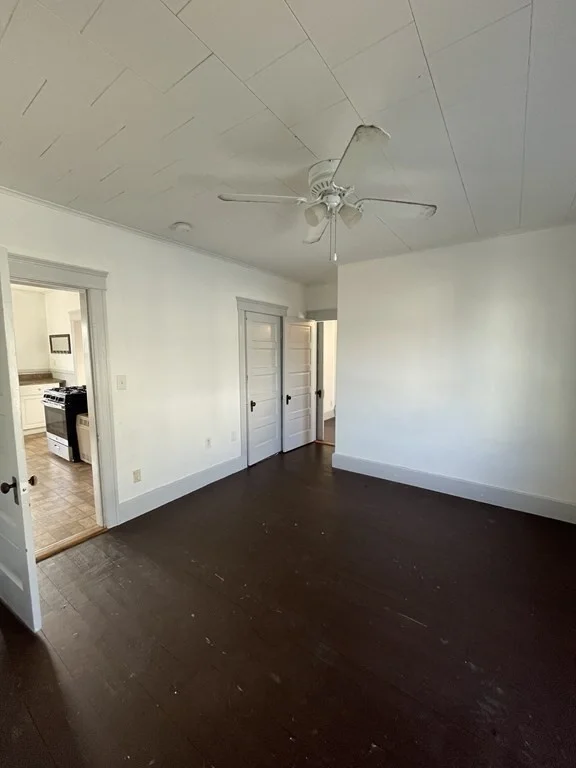 3 bed, 1 bath apartment for rent at 14 Pearl St Unit 3, Webster — photo 8 of 12