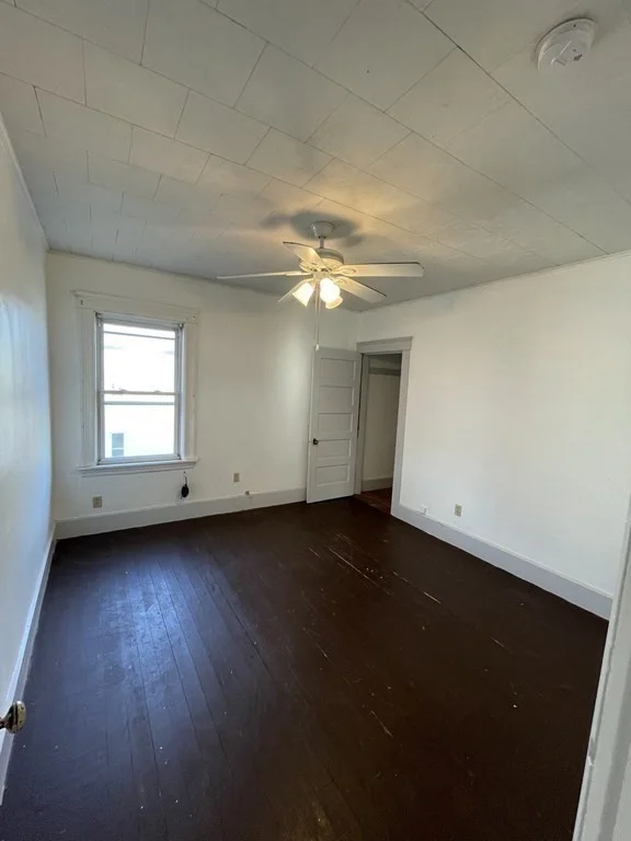 3 bed, 1 bath apartment for rent at 14 Pearl St Unit 3, Webster — photo 10 of 12