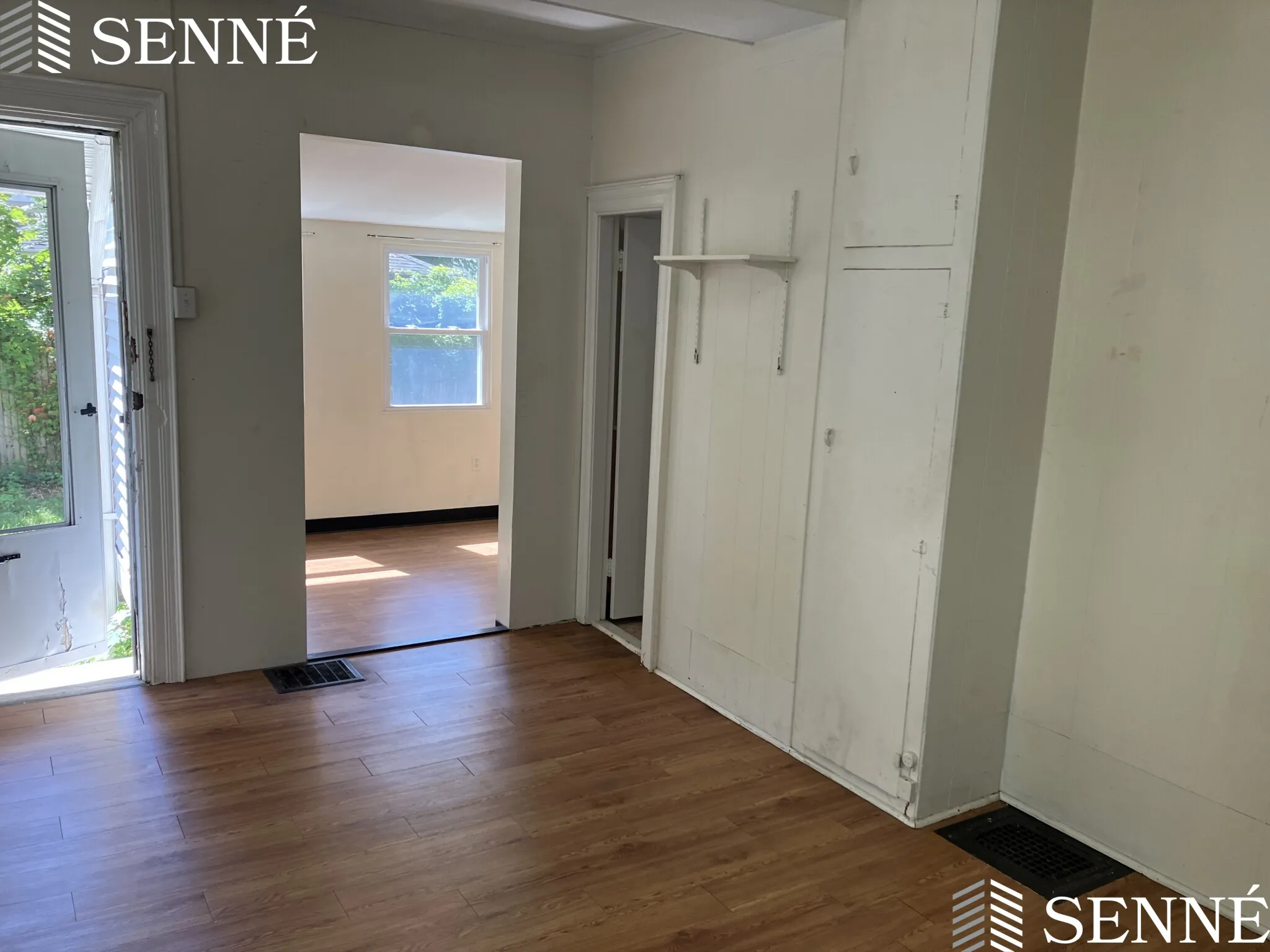 Studio bed, 1 bath apartment for rent at 14 Prentiss St Unit 1 R, Baldwin — photo 5 of 7