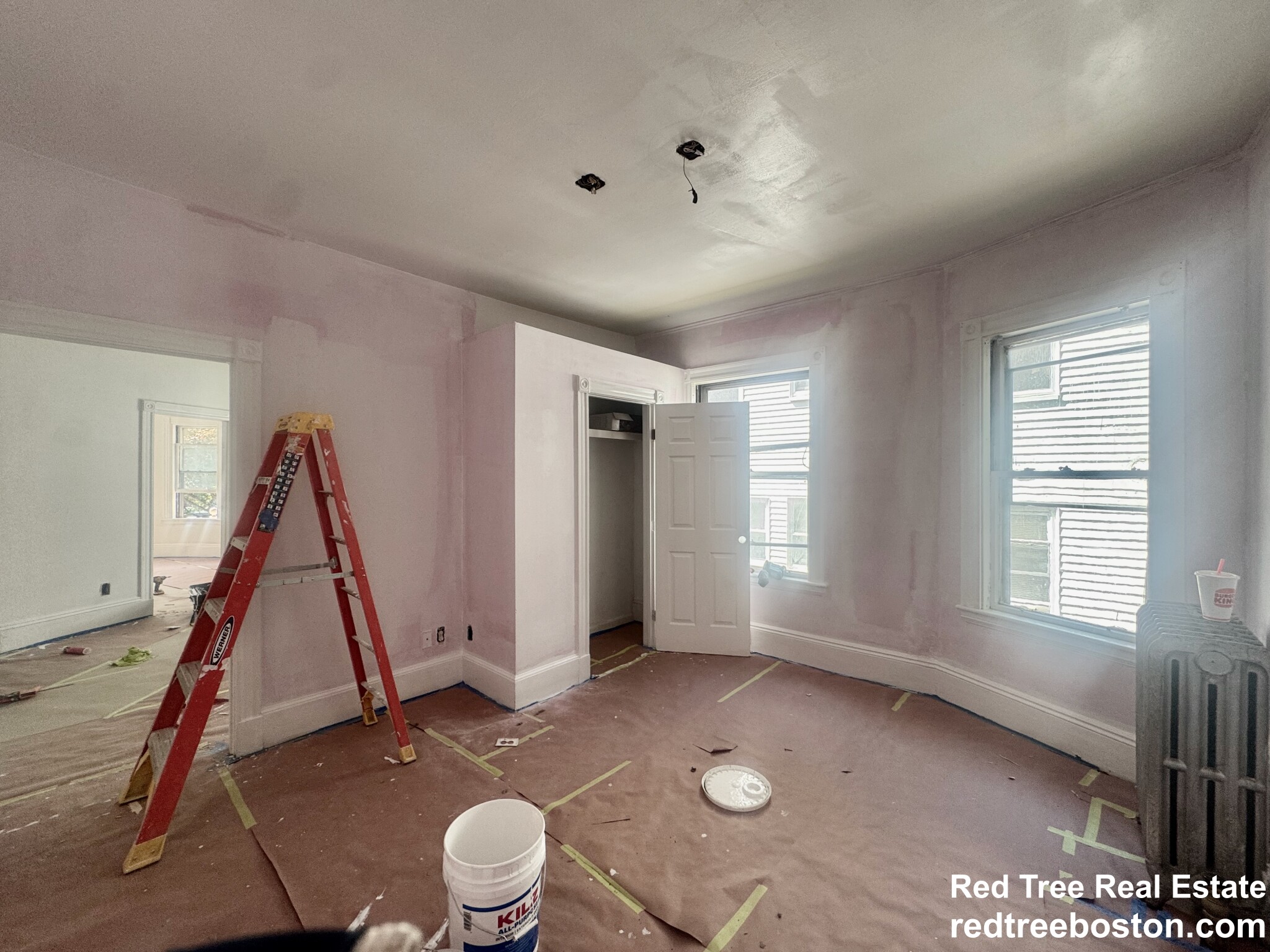 5 bed, 2 bath apartment for rent at 14 Quint Ave, Allston — photo 6 of 29