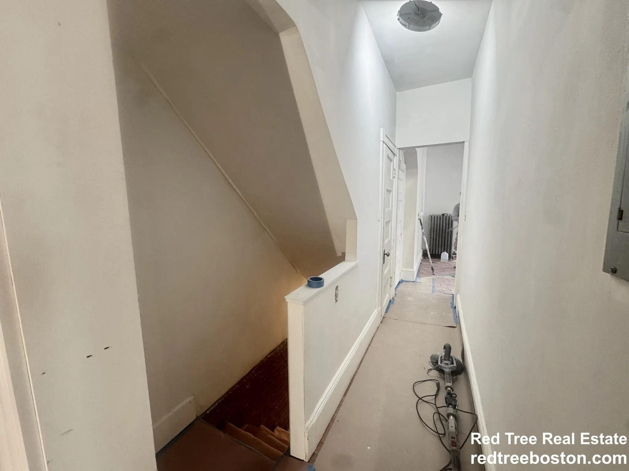 5 bed, 2 bath apartment for rent at 14 Quint Ave Unit 1, Allston — photo 14 of 29