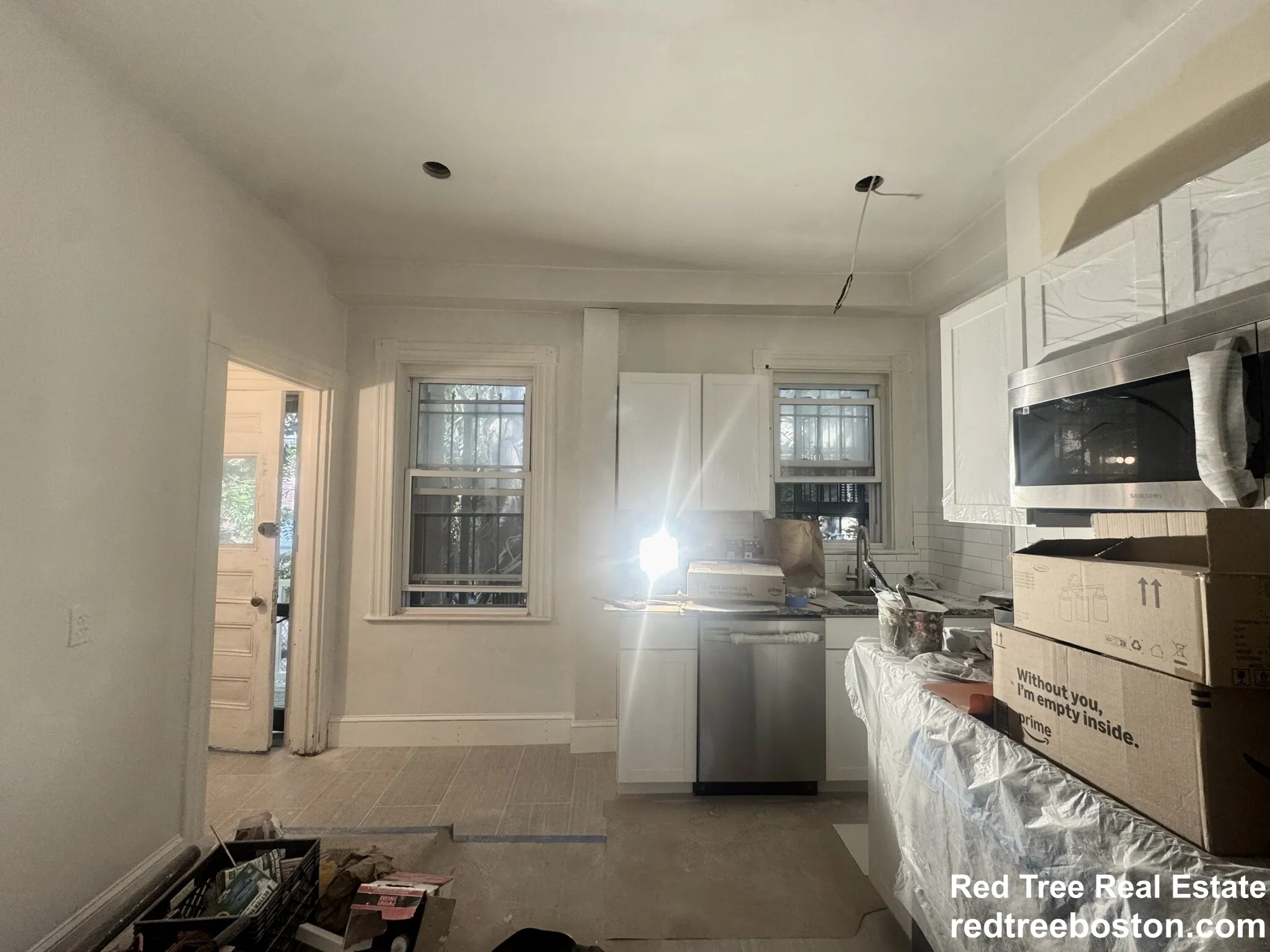 5 bed, 2 bath apartment for rent at 14 Quint Ave Unit 1, Allston — photo 11 of 29